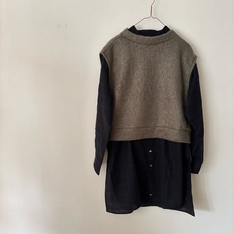 PARIS DE AOUNE   シープモヘア ベスト