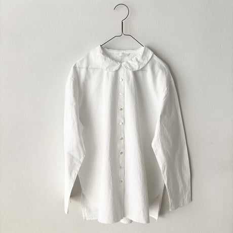 homspun バルキーシーチング フラットカラーブラウス
