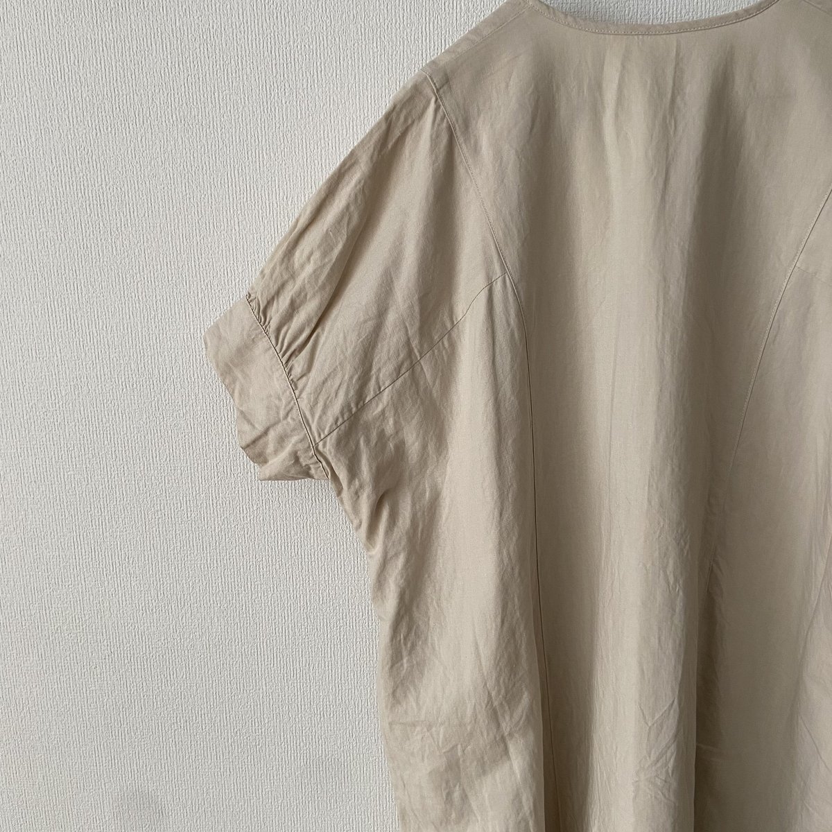 homspun コットンリネンマット パフスリーブワンピース homspun コットンリネンマット パフスリーブワンピース