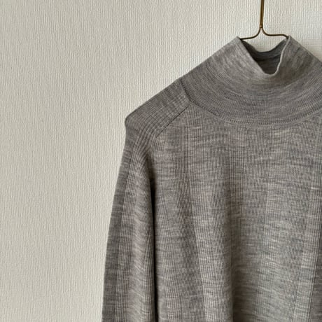 Hands of creation EXTRA FINE MERINO ランダムリブタートルプルオーバー