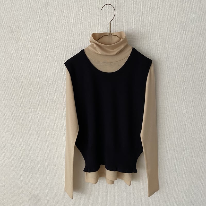 homspunニットベスト