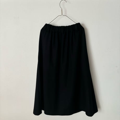 atelier naruse ウールポンチョ ギャザースカート　black