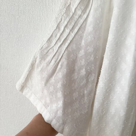 yuni Flower Jacquard×lace ワンピース・シロ