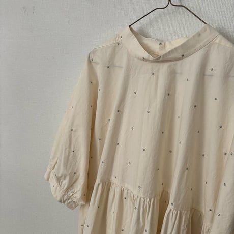 buoy buoy ラメ刺繍DOT ギャザードルマンブラウス