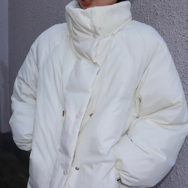 スタンドネックミドル丈ダウン | ABIENTOT ONLINE STORE
