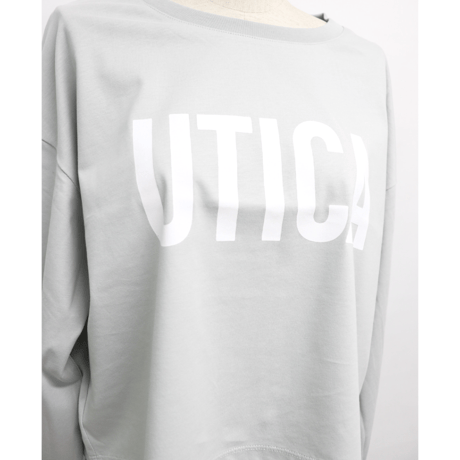 短丈ロゴロングスリーブTシャツ