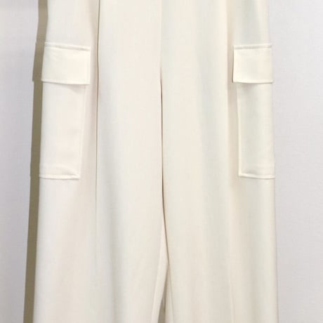 ストレートワイドタックパンツ
