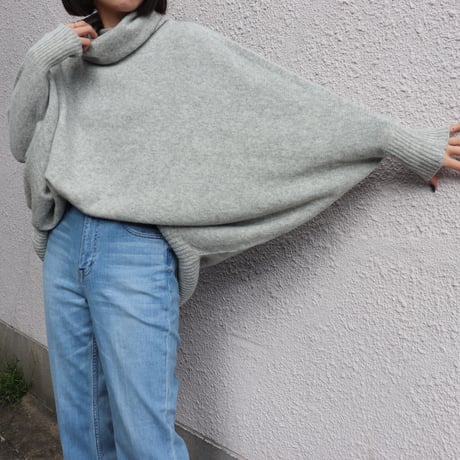 ウール＆カシミア コクーンドルマンニット