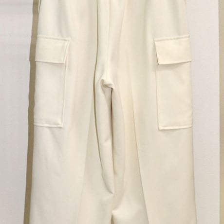 ストレートワイドタックパンツ
