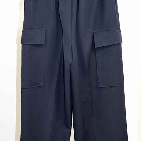 ストレートワイドタックパンツ