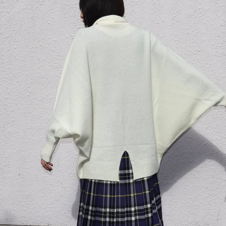 ウール＆カシミア コクーンドルマンニット