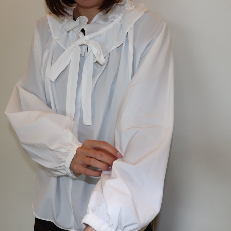 フリルカラーブラウス | ABIENTOT ONLINE STORE
