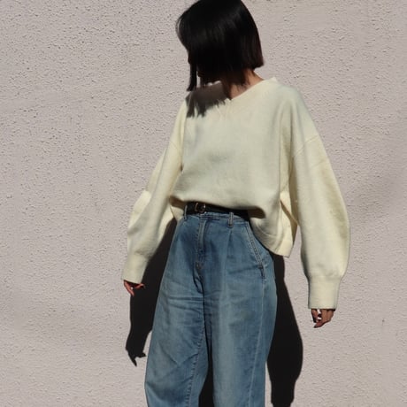 Vネックショートニットプルオーバー