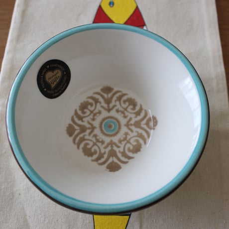 小さいボール［ポルトガル〕