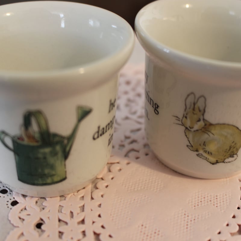 レトロウッドタグ ちびたんෆ˚* WEDGWOOD ピ－タ－ラビット エッグスタンド 〔イギリス