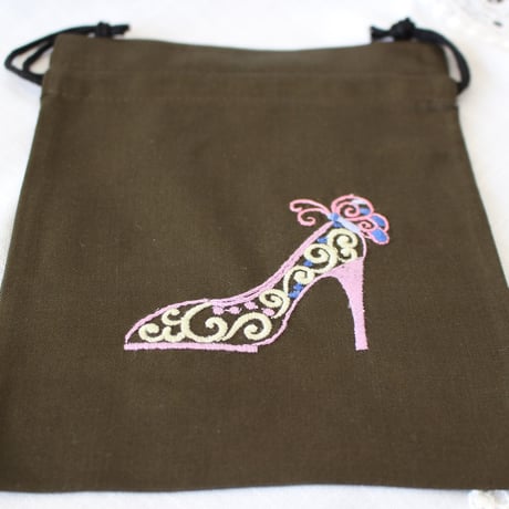 刺繍巾着袋・ポーチ〔ベトナム〕