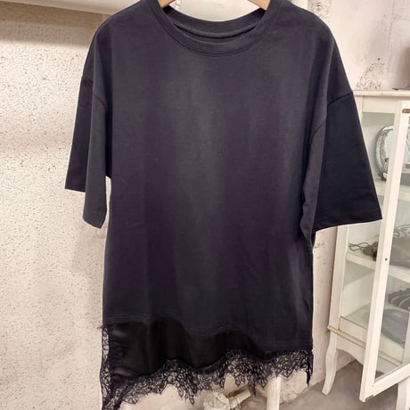 layered T-shirt