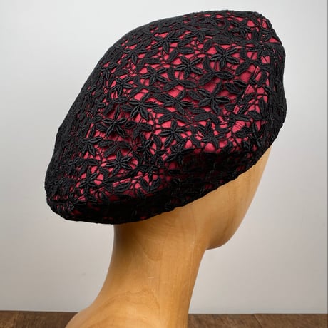 SSS-304 beret grande lace