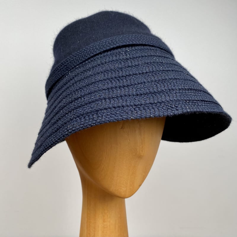 APOLLON ハンドメイド 帽子 青紫 Sillage 新品未使用品 APOLLON ハンドメイド 帽子 青紫 Sillage 新品未使用品