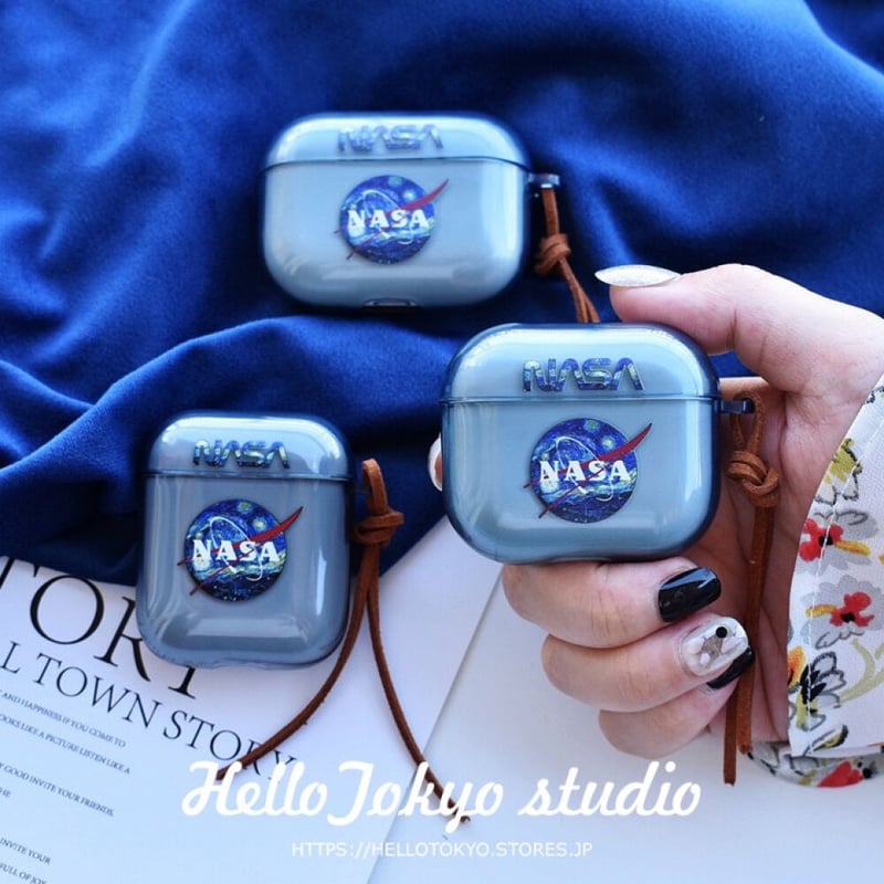 AirPods NASAケース付き