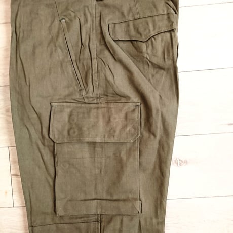【French Army M-47 Cargo Pants Early Model DeadStock】フランス軍 M-47 カーゴパンツ 前期型 DeadStock