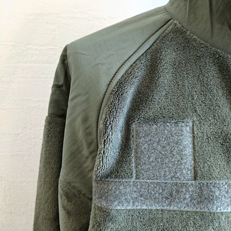 【US.Army ECWCS GEN3 LEVEL3 Fleece DeadStock】アメリカ軍 ECWCS GEN3 LEVEL3フリース　Small/Regular　オリーブ