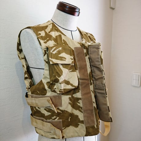 【British Army 90's Body Armor Vest DPM DeadStock】イギリス軍 90's ボディーアーマーベスト DPM DeadStock　サンドカモフラージュ