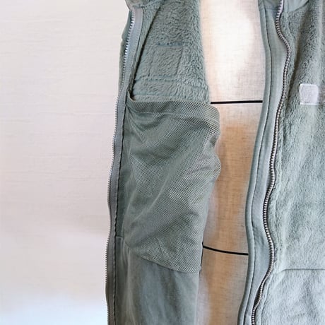 【US.Army ECWCS GEN3 LEVEL3 Fleece DeadStock】アメリカ軍 ECWCS GEN3 LEVEL3 フリース　Medium/Regular　フォリッジグリーン
