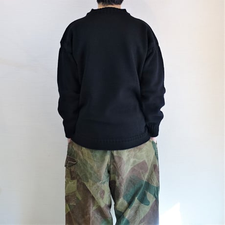 【 Guernsey Woollens/ガンジーウーレンズ】TRADITIONAL GUERNSEY SWEATER トラディショナル ガンジーセーター　ブラック