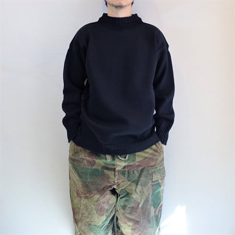 【 Guernsey Woollens/ガンジーウーレンズ】TRADITIONAL GUERNSEY SWEATER トラディショナル ガンジーセーター　ブラック