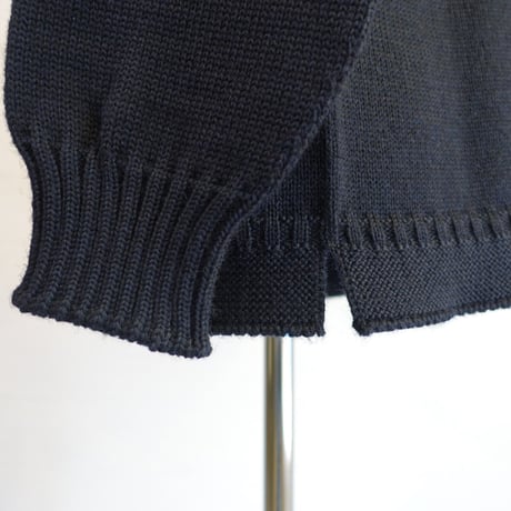 【 Guernsey Woollens/ガンジーウーレンズ】TRADITIONAL GUERNSEY SWEATER トラディショナル ガンジーセーター　ブラック