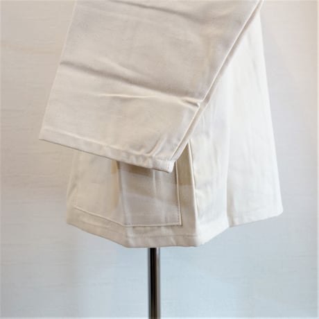 【Newlyn Smocks/ニューリン スモック】Round Neck Smocks　ラウンドネックスモック　オフホワイト