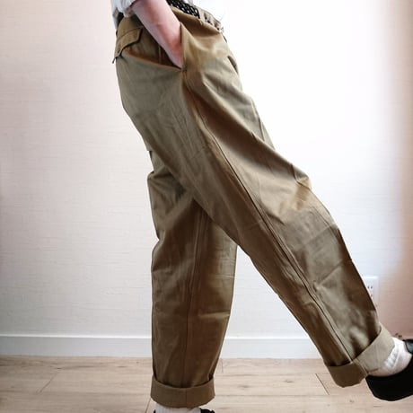 【French Army M-52 Chino Pants Late Model DeadStock】フランス軍 M-52 チノパンツ後期型 DeadStock