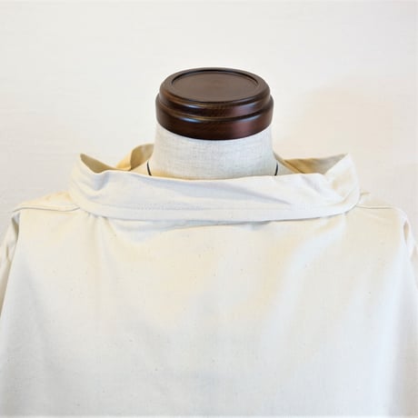 【Newlyn Smocks/ニューリン スモック】Round Neck Smocks　ラウンドネックスモック　オフホワイト