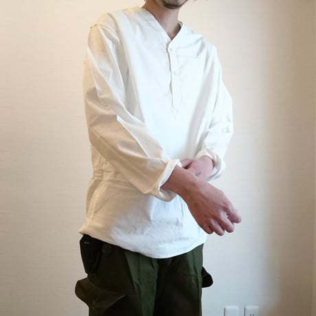 【Russian Military Sleeping Shirt Henley Neck DeadStock】ロシア軍 スリーピングシャツ ヘンリーネック DeadStock