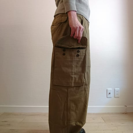【French Army M-47 Cargo Pants Early Model DeadStock】フランス軍 M-47 カーゴパンツ 前期型 DeadStock