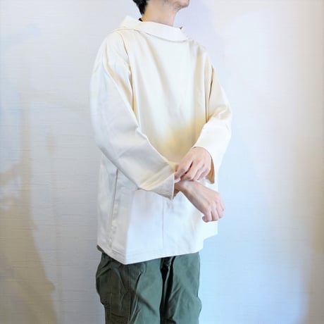 【Newlyn Smocks/ニューリン スモック】Round Neck Smocks　ラウンドネックスモック　オフホワイト