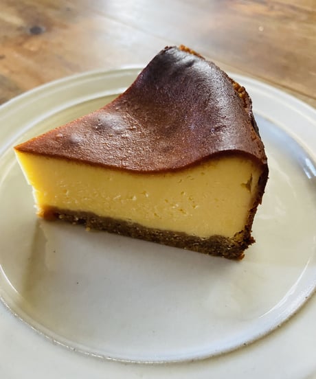 チーズケーキ (ホール約15cm) ※クール便で発送