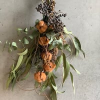 【Dry flower】シュロの実とユーカリでグリーンブラウンスワッグ