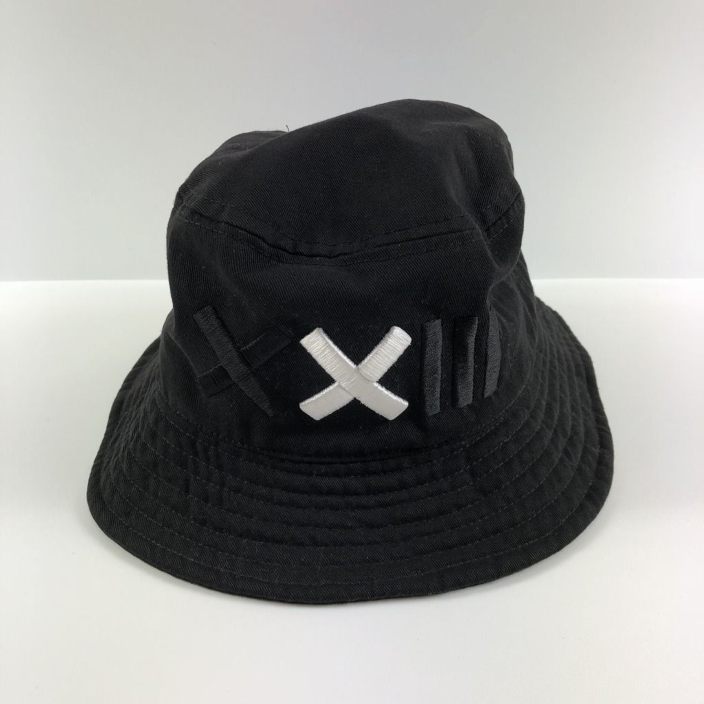 XXIII C'est Vingt-Trois セバントゥア LOGO BUCKET HAT