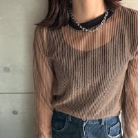 絶妙カラーのシアーストライプカットソー