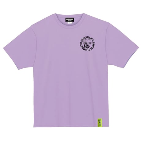GOBERNANTE. PRAY EMBLEM T-SHIRT