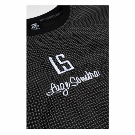 LUZeSOMBRA OAO PLAID NYLON PULLOVER TOP