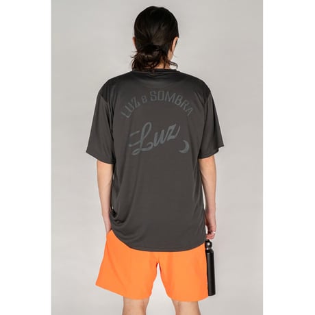 LUZeSOMBRA SMOOTH SILKY ICONIC LOGO PRA SHIRT