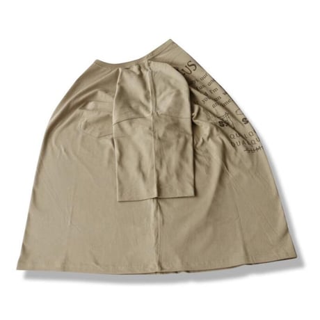 PLUS SULLO TEE（全2カラー）