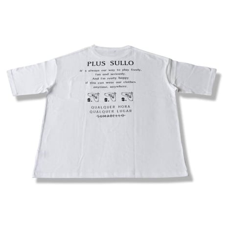 PLUS SULLO TEE（全2カラー）