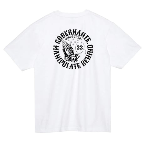 GOBERNANTE. PRAY EMBLEM T-SHIRT