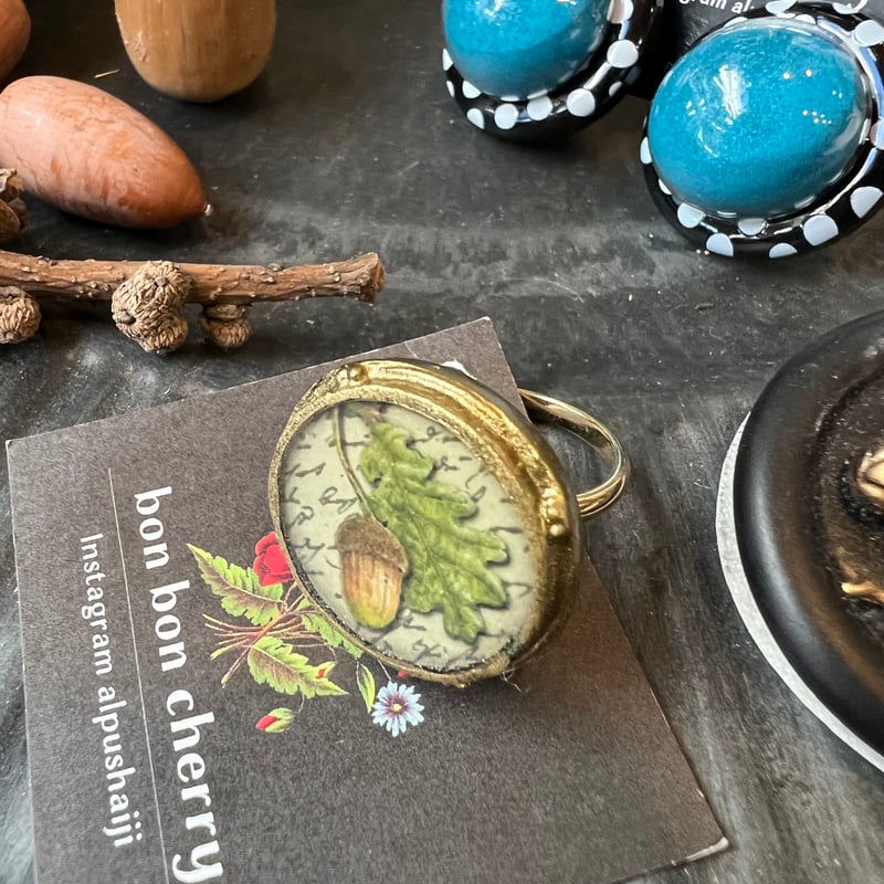 鹿・ヴィンテージボタンを使ったブローチとリング | bon bon cherry