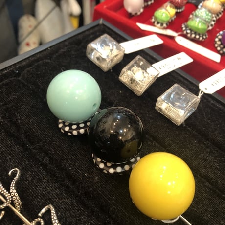 赤再入荷！ボンボンリング　ギガ  新色ピンク、黄色・ミント