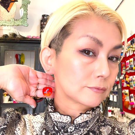 【所さんお届けモノです！】オリジナル　水玉模様のさくらんぼイヤリング